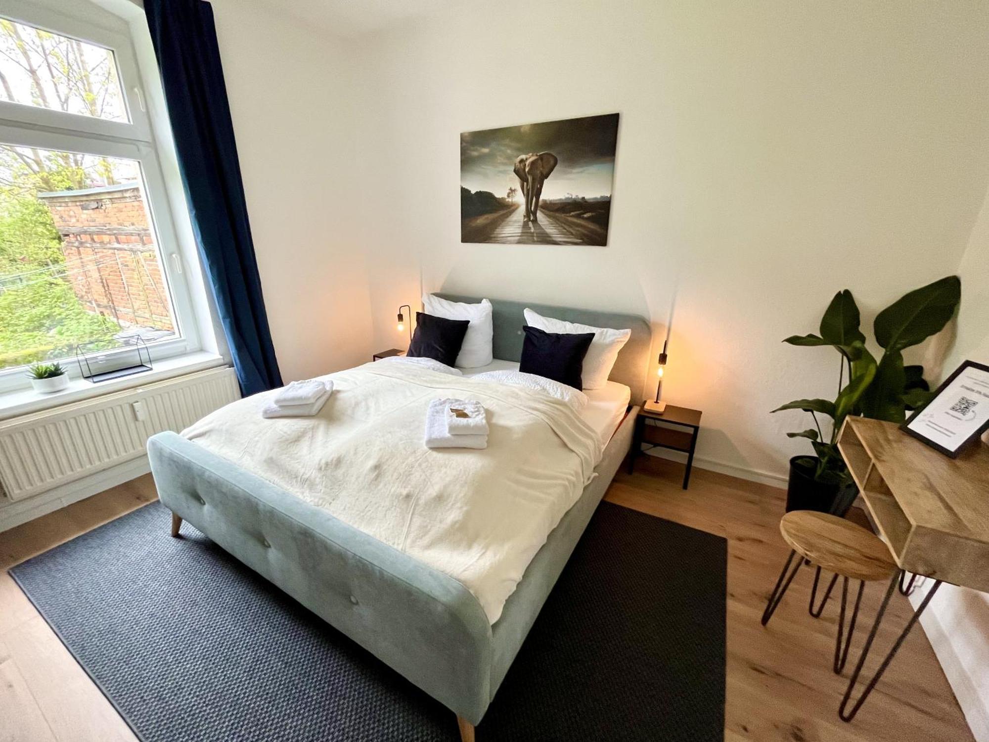 Endless: Studio Mit Netflix + Workstation Im Zentrum Schwerin  Exterior photo